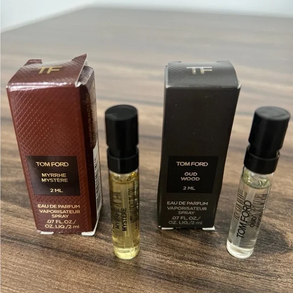 New Set Tom Ford Myrrhe Mystere and Oud Wood Fragrance Duo 2 ml - Picture 1 of 5